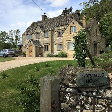 Bed and Breakfast Cotswold House à Chedworth Extérieur photo